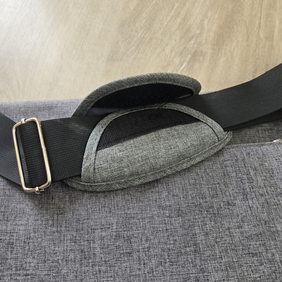 NWOT Bugatti Gray Diaper Bag - Picture 9 of 12